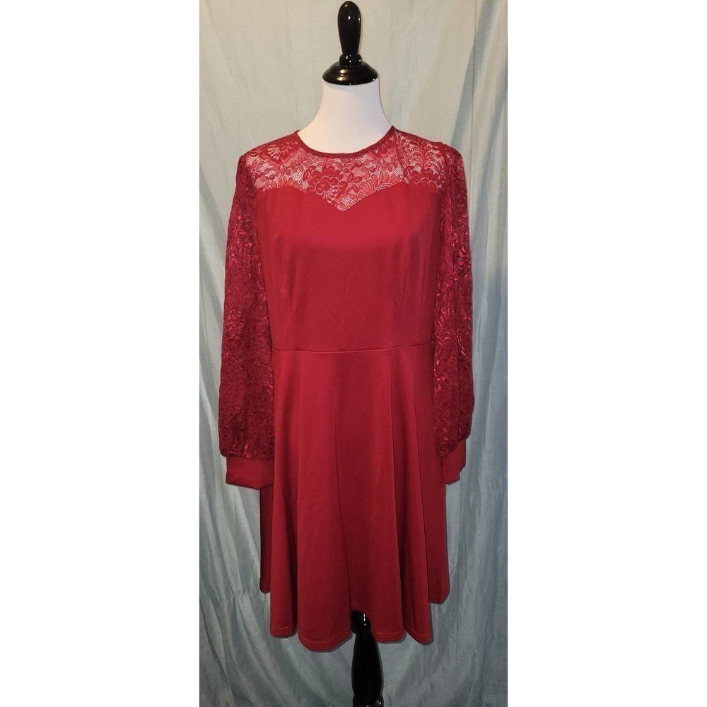 NWT Red lace elegant Dress xl